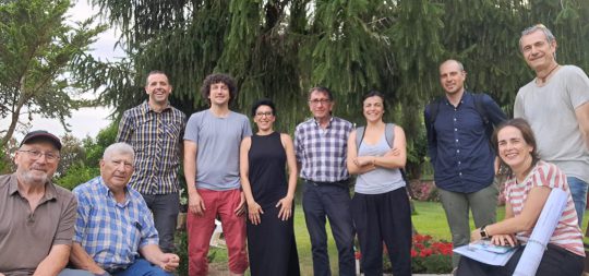 Imagen El ayuntamiento de Ansoáin reúne a vecinas y vecinos del pueblo viejo para explicarles las actuaciones desarrolladas para la prevención de incendios forestales