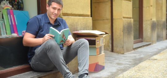 Imagen «Esnatu ala hil» Presentación de libro